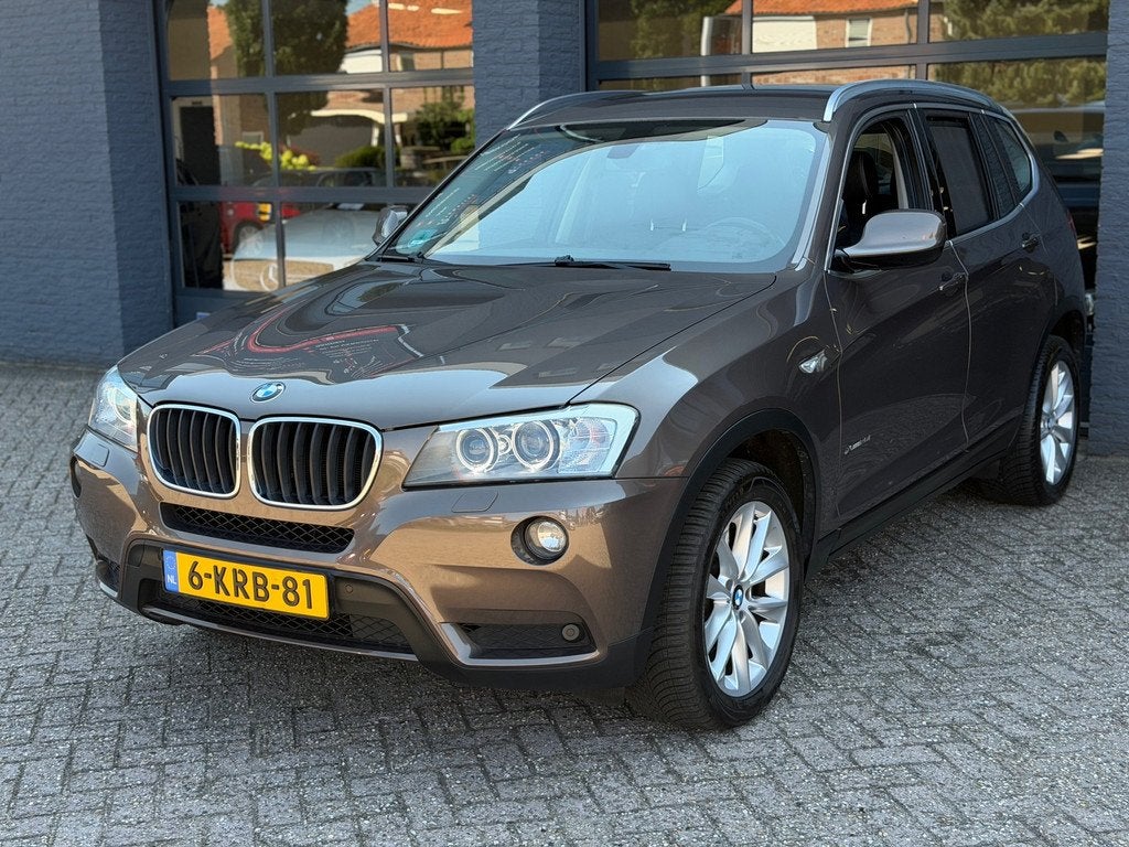 BMW X3 XDrive20i High Executive MPakket|Leer|Xenon|Pdc|Nap, Auto's, Euro 5, Gebruikt, 4 cilinders, Bruin