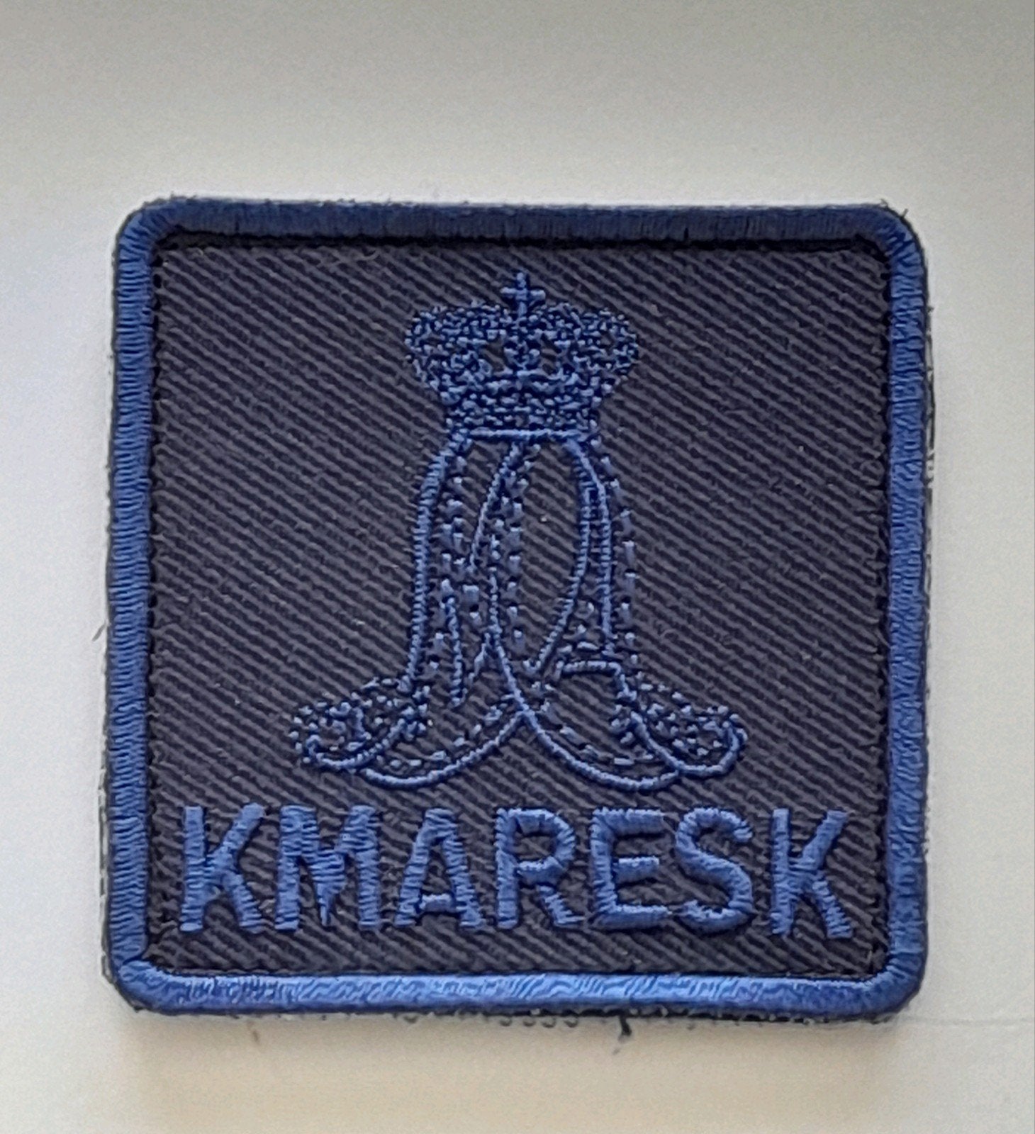 Borstembleem KMARESK, Ophalen of Verzenden, Landmacht, Nederland, Embleem of Badge