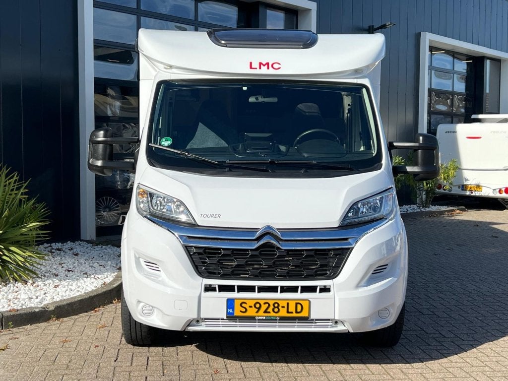 LMC Tourer 660 T Enkele bedden, Eamp;P Autom., Verwarmde buitenspiegels, Ringverwarming, Tot en met 2, 6 tot 7 meter