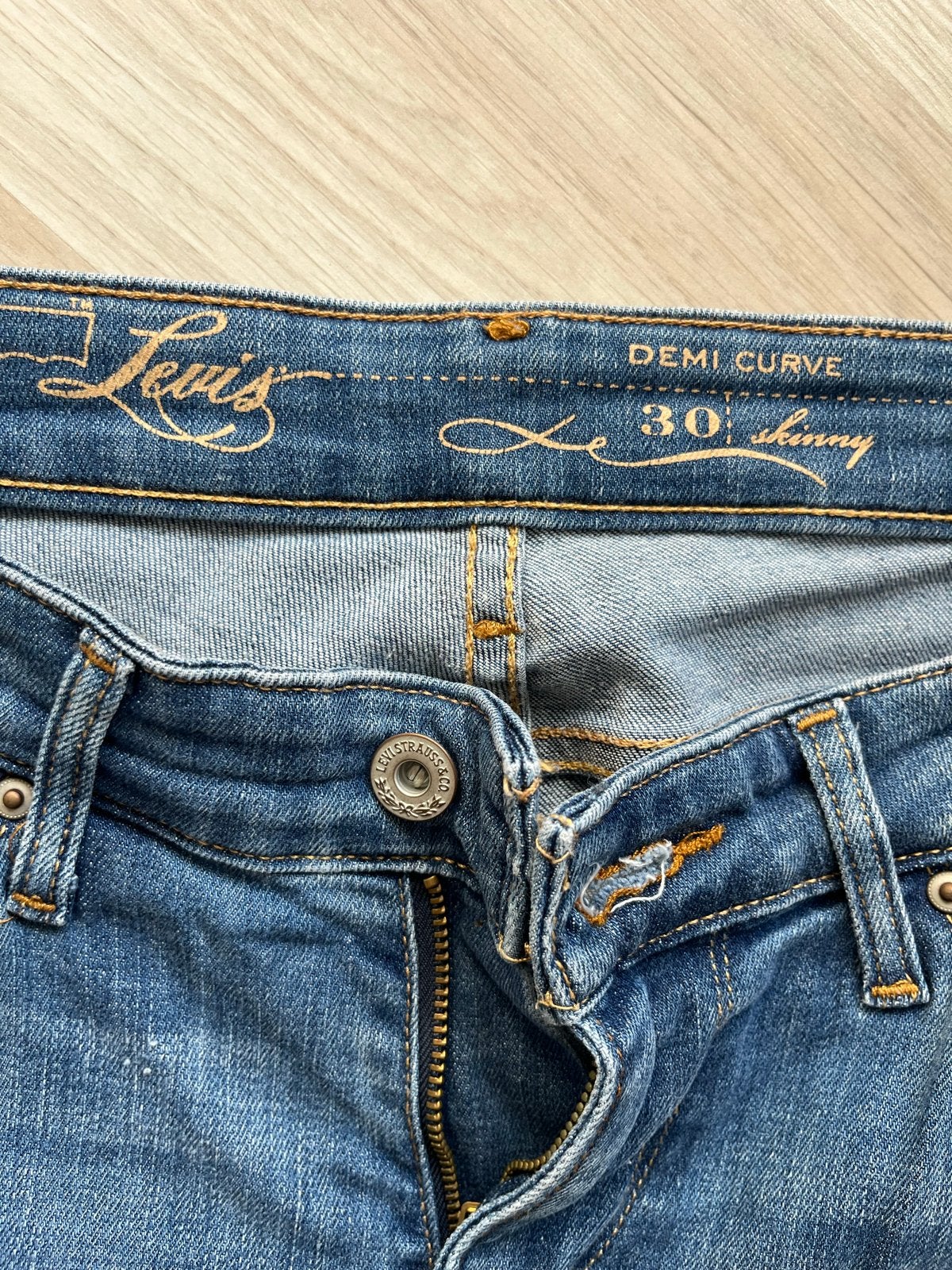 Levi's Demi Curve Skinny Jeans W30 Blauw, Verzenden, Zo goed als nieuw, Blauw, W30 - W32 (confectie 38/40)