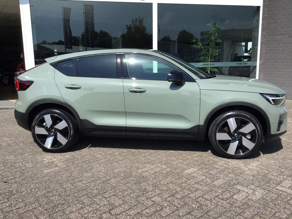 Volvo C40 Recharge Ultra Dark 1e eigenaar 20 inch Pano 360 c, Auto's, Volvo, 0 cilinders, Gebruikt, Leder en Stof, SUV of Terreinwagen