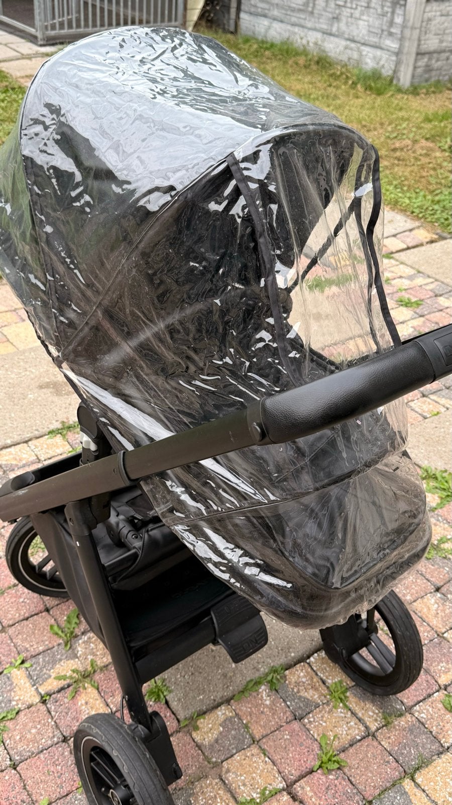 Foto 7 van Dubatti One E3 Leather Edition 2020 Kinderwagen