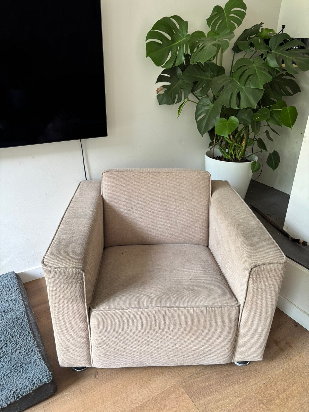 Grote fijnzittende fauteuil, Ophalen, Zo goed als nieuw, 75 tot 100 cm