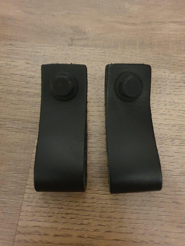 Lederen handgrepen aangeboden, kleur zwart, Doe-het-zelf en Verbouw, Ophalen of Verzenden, Zo goed als nieuw, Overige typen