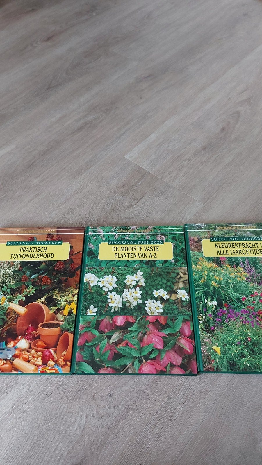 E: Reader's Digest Succesvol Tuinieren (3 boeken), Ophalen of Verzenden, Zo goed als nieuw, Reader's Digest, Tuinieren en Tuinplanten