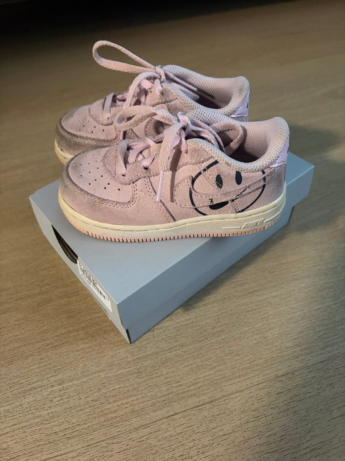 Nike Air Force 1 Roze Baby Schoenen Maat 25, Kinderen en Baby's, Kinderkleding | Schoenen en Sokken, Ophalen of Verzenden, Gebruikt