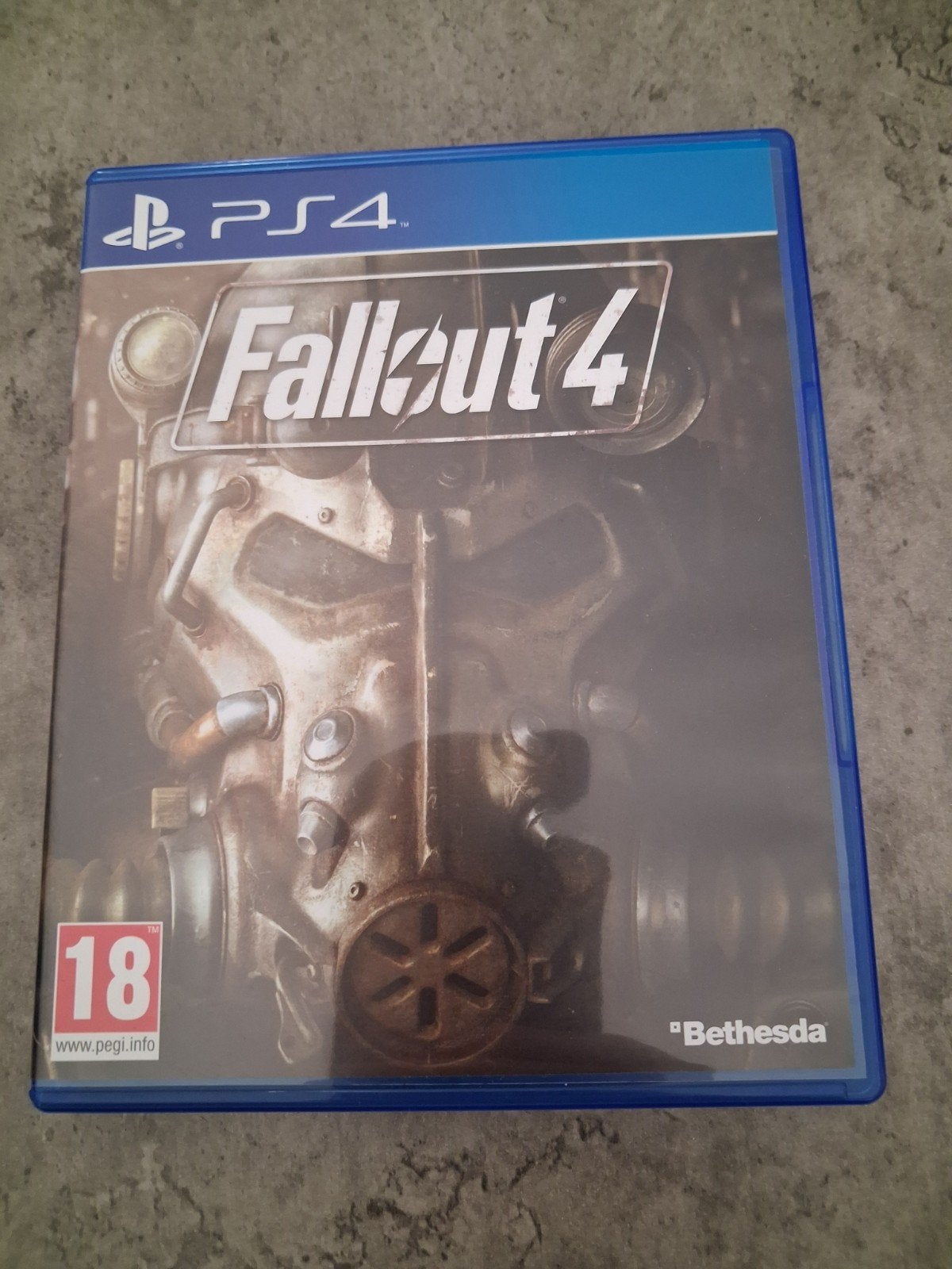 Fallout 4 PS4 - Ervaar de post-apocalyptische wereld, Gebruikt, Vanaf 18 jaar, 1 speler, Ophalen of Verzenden