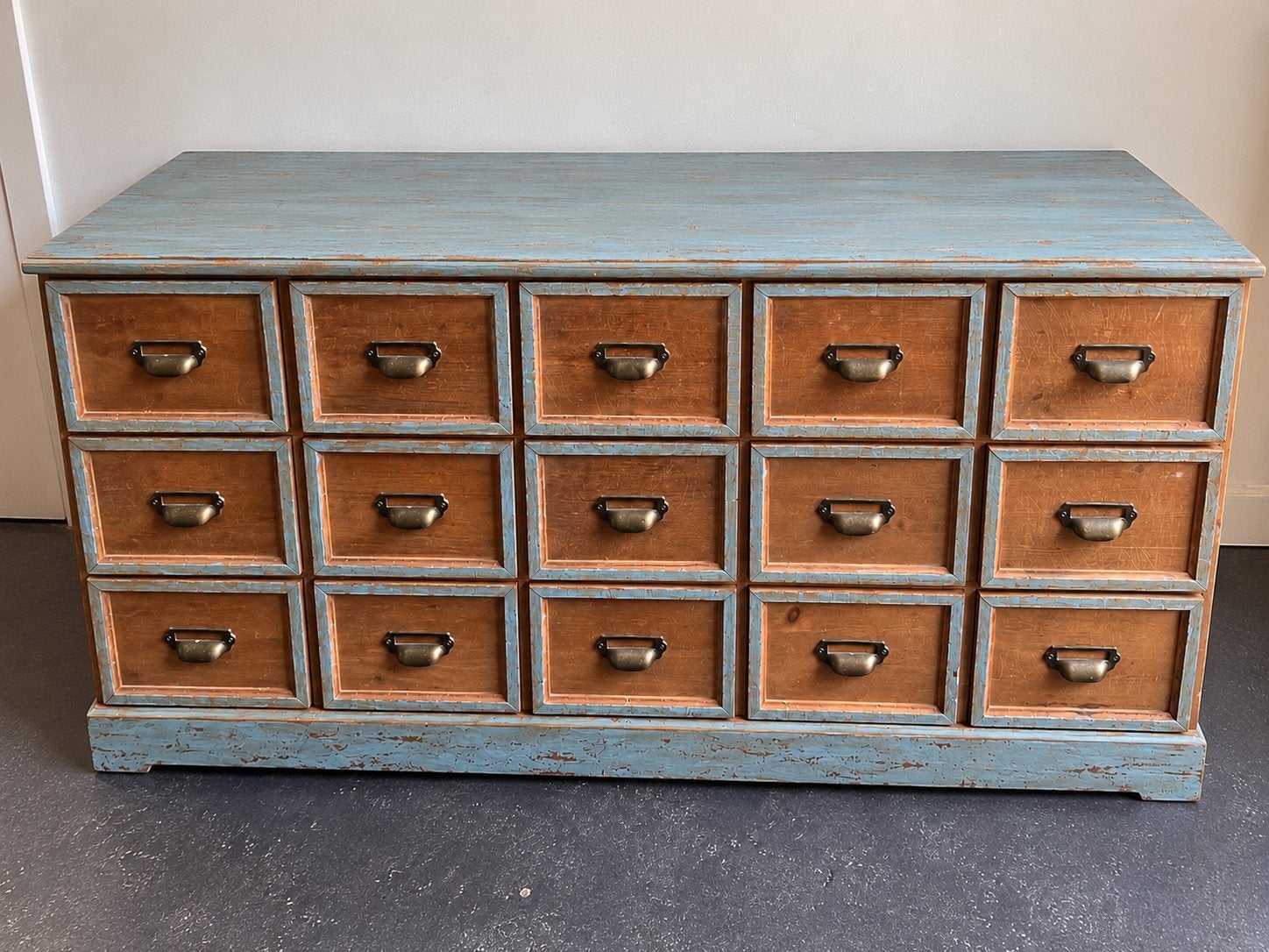 Vintage apothekerskast met 15 lades - bruin/blauwgrijs, Huis en Inrichting, Ophalen, Gebruikt, 100 tot 150 cm, Met lade(s)