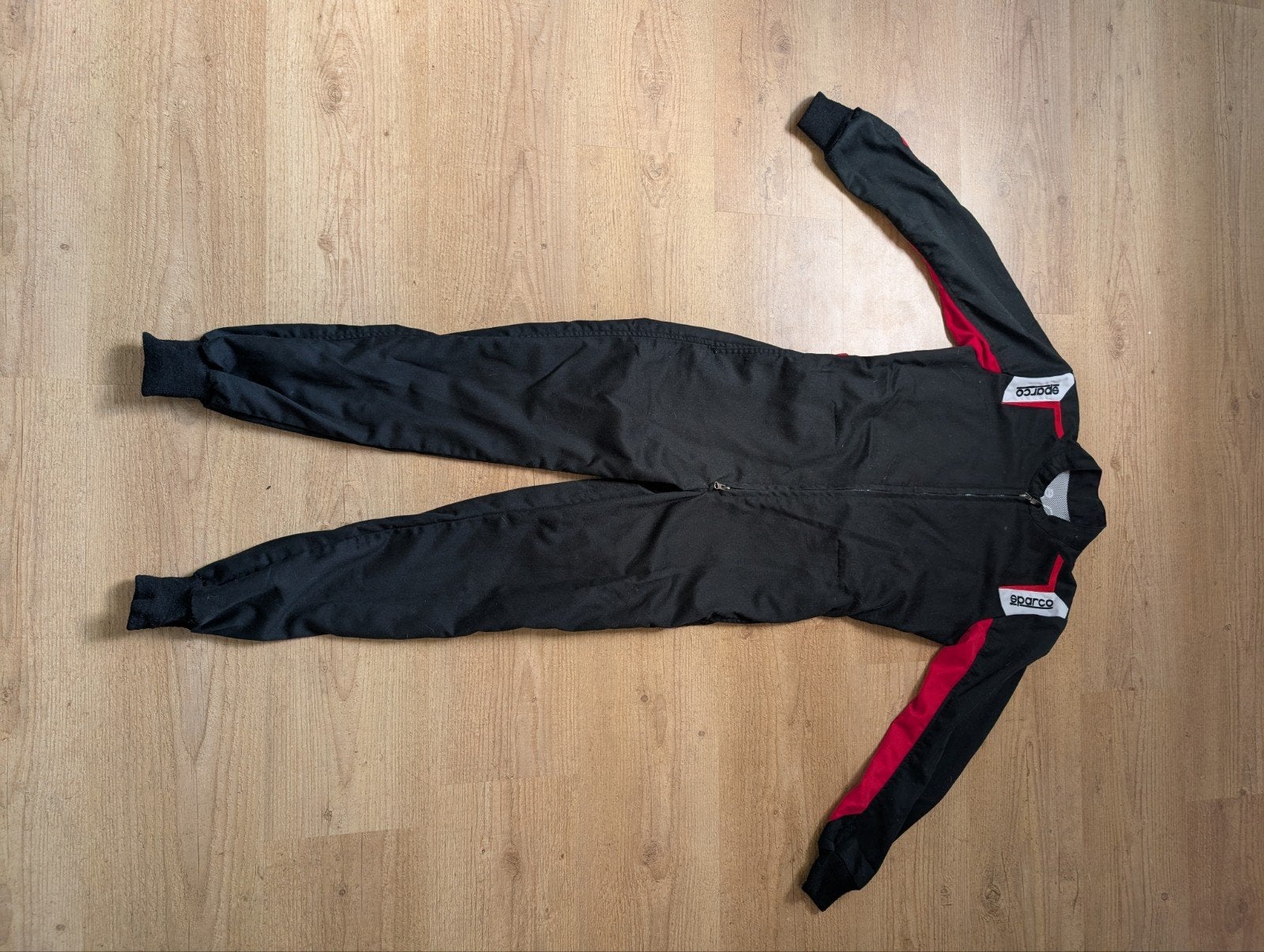 Sparko race/kart pak maat 140 met accesoires, Ophalen, Zo goed als nieuw