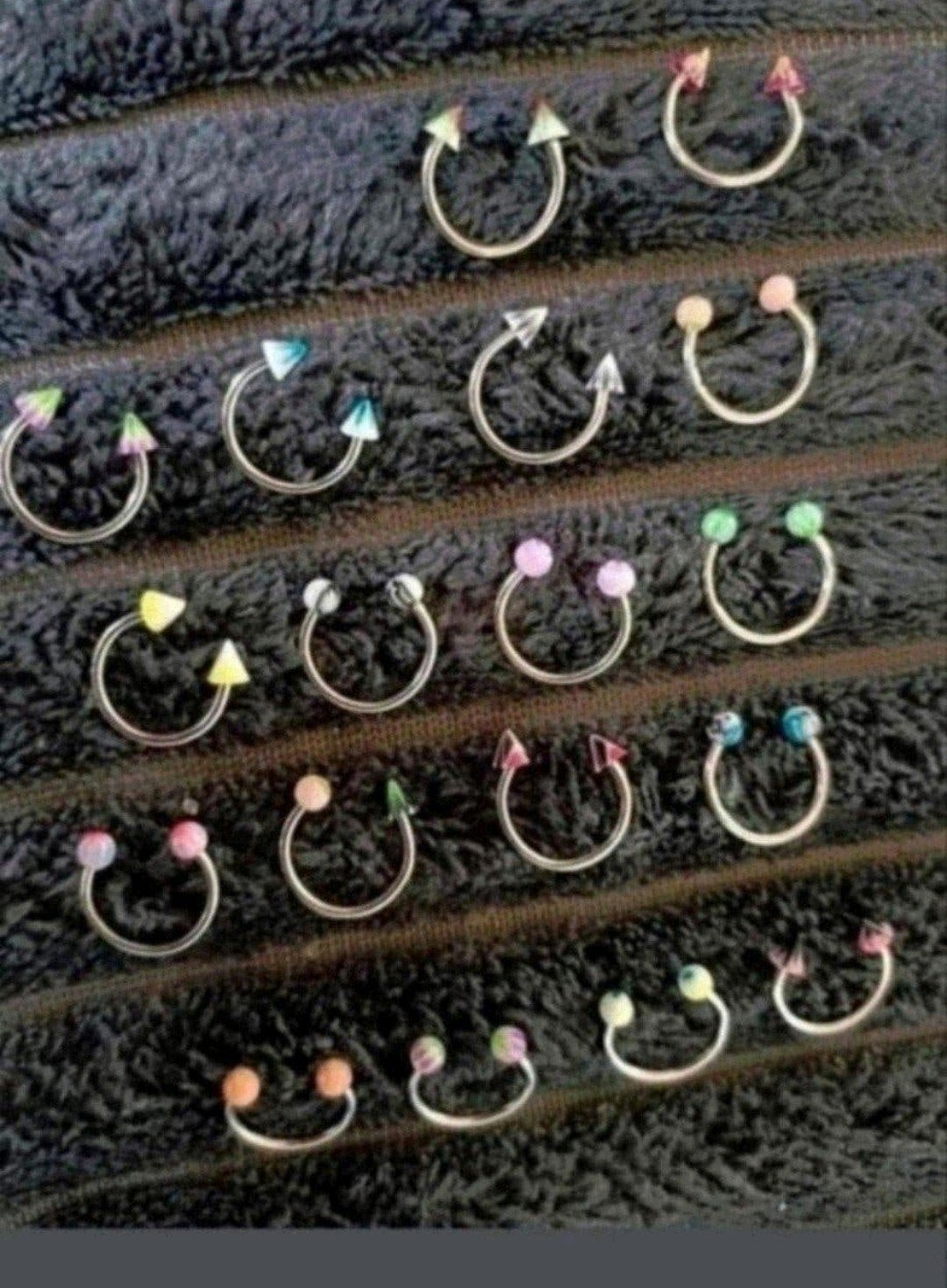 neuspiercings verschillende, Sieraden, Tassen en Uiterlijk, Verzenden, Nieuw, Staal, Neuspiercing