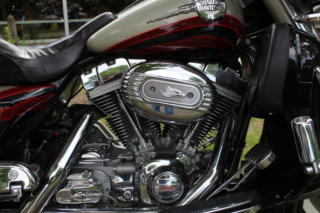Harley-Davidson Electra Glide FLHTCUSE, Motoren, Motoren | Harley-Davidson, 1690 cc, Chopper, Bedrijf, Meer dan 35 kW