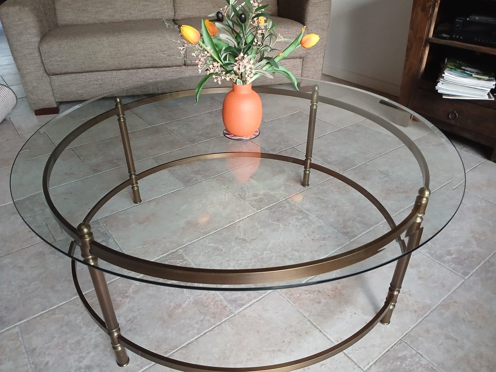 Ronde glazen salontafel met messing onderstel, Huis en Inrichting, Tafels | Salontafels, Ophalen, 50 – 75, Rond, 100 tot 150 cm