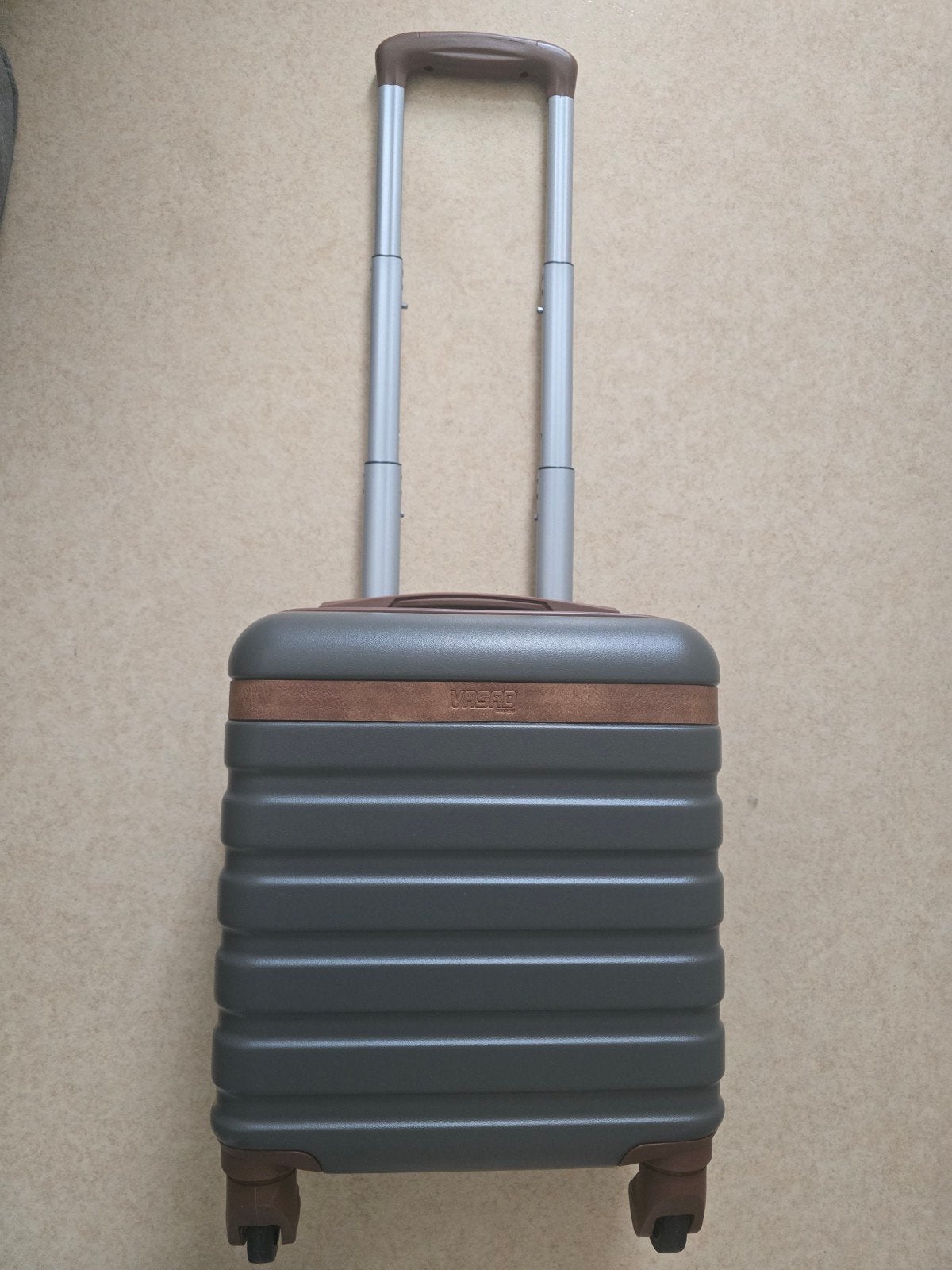 Vasad Handbagage Koffer NIEUW - olijfgroen Wieltjes, Ophalen, Nieuw, 30 cm of meer, Wieltjes