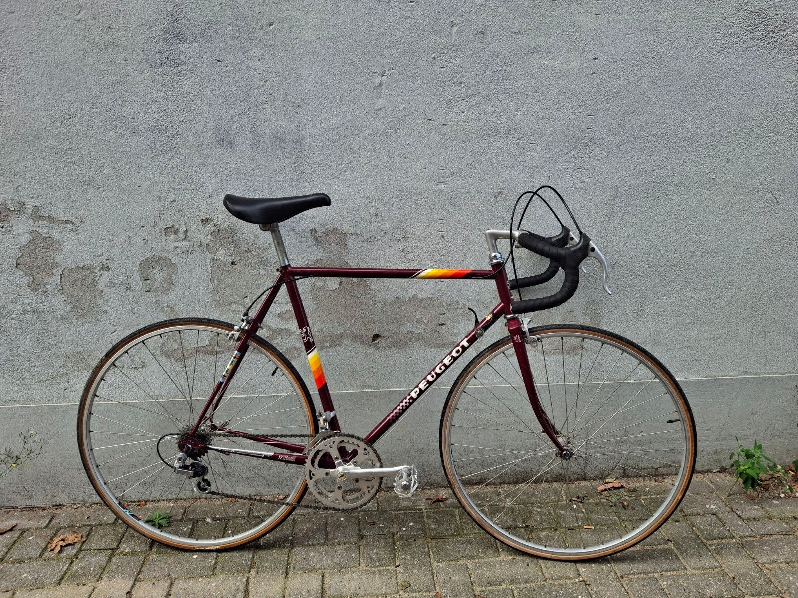 Vintage Peugeot racefiets Bordeauxrood, nagekeken, Ophalen, 28 inch, Gebruikt, 53 tot 57 cm