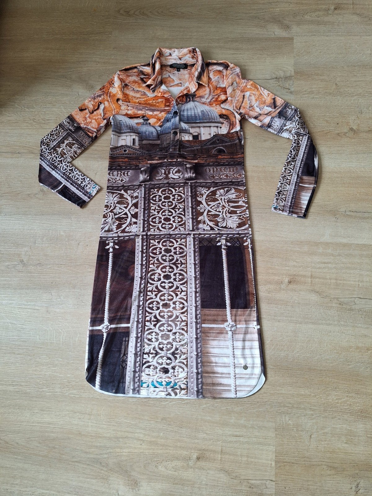 Dividere jurk met architectuurprint maat S, Kleding | Dames, Dividere, Meerkleurig, Ophalen of Verzenden, Knielengte