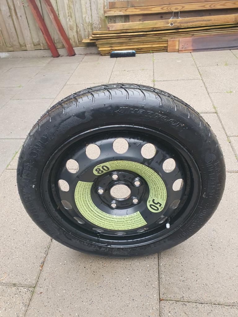 Goede reserveband - VW Golf 7 en andere, Auto-onderdelen, Banden en Velgen, Ophalen, Winterbanden, Banden en Velgen