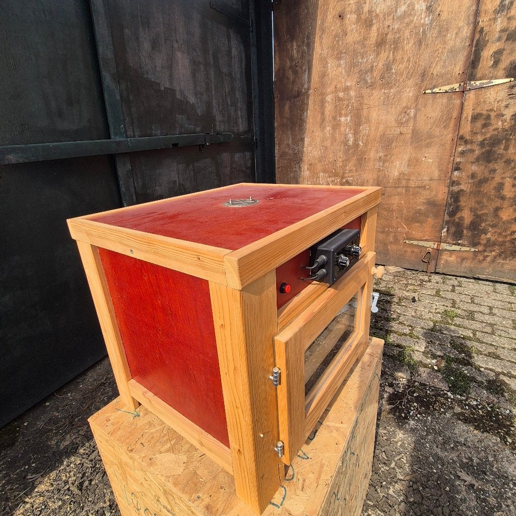 Broedmachine voor pluimvee eieren., Ophalen, Zo goed als nieuw, Broedmachine