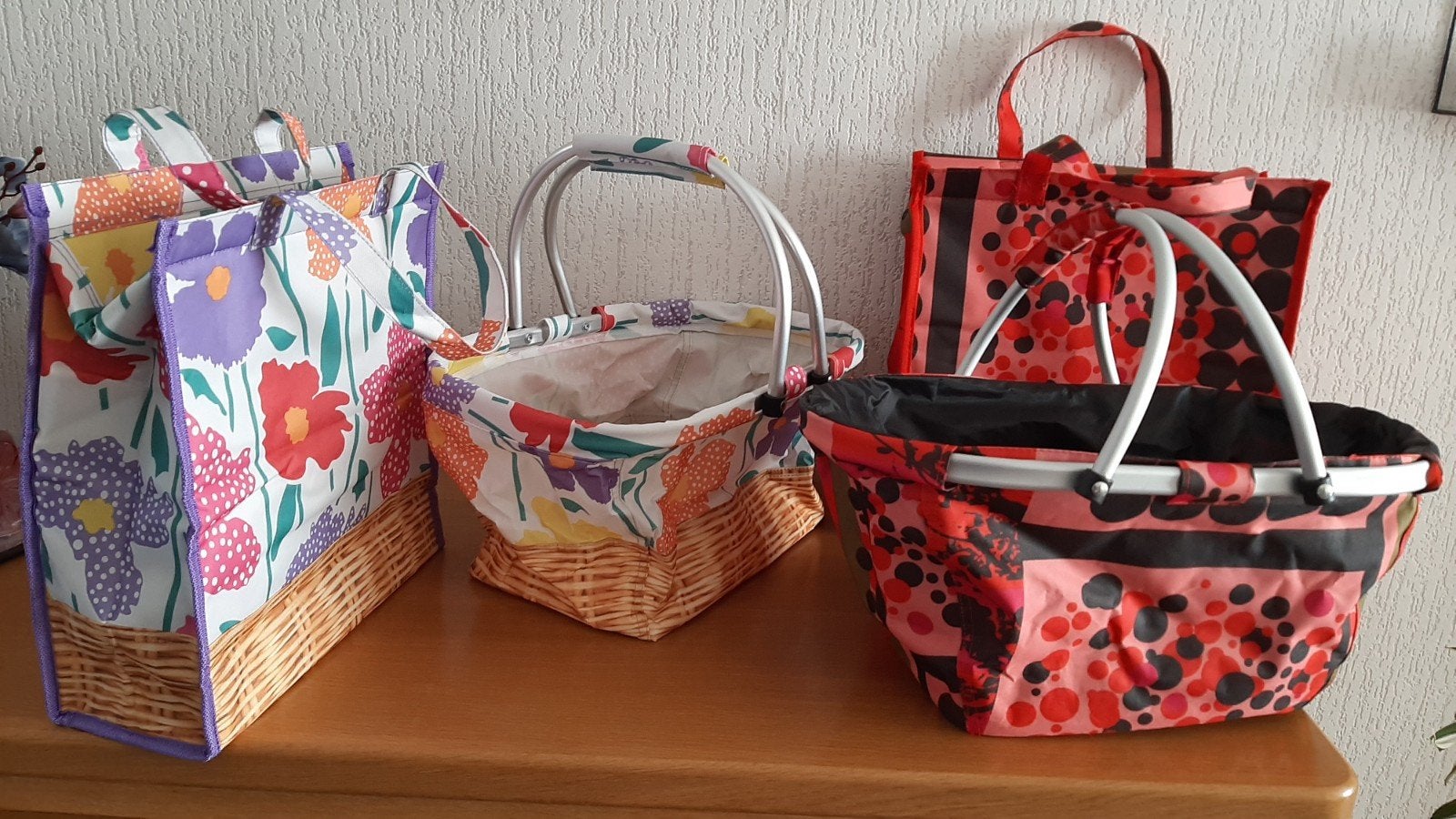 Set van 2 picknickmanden/boodschappentassen & 2 Koeltassen, Ophalen of Verzenden, Zo goed als nieuw