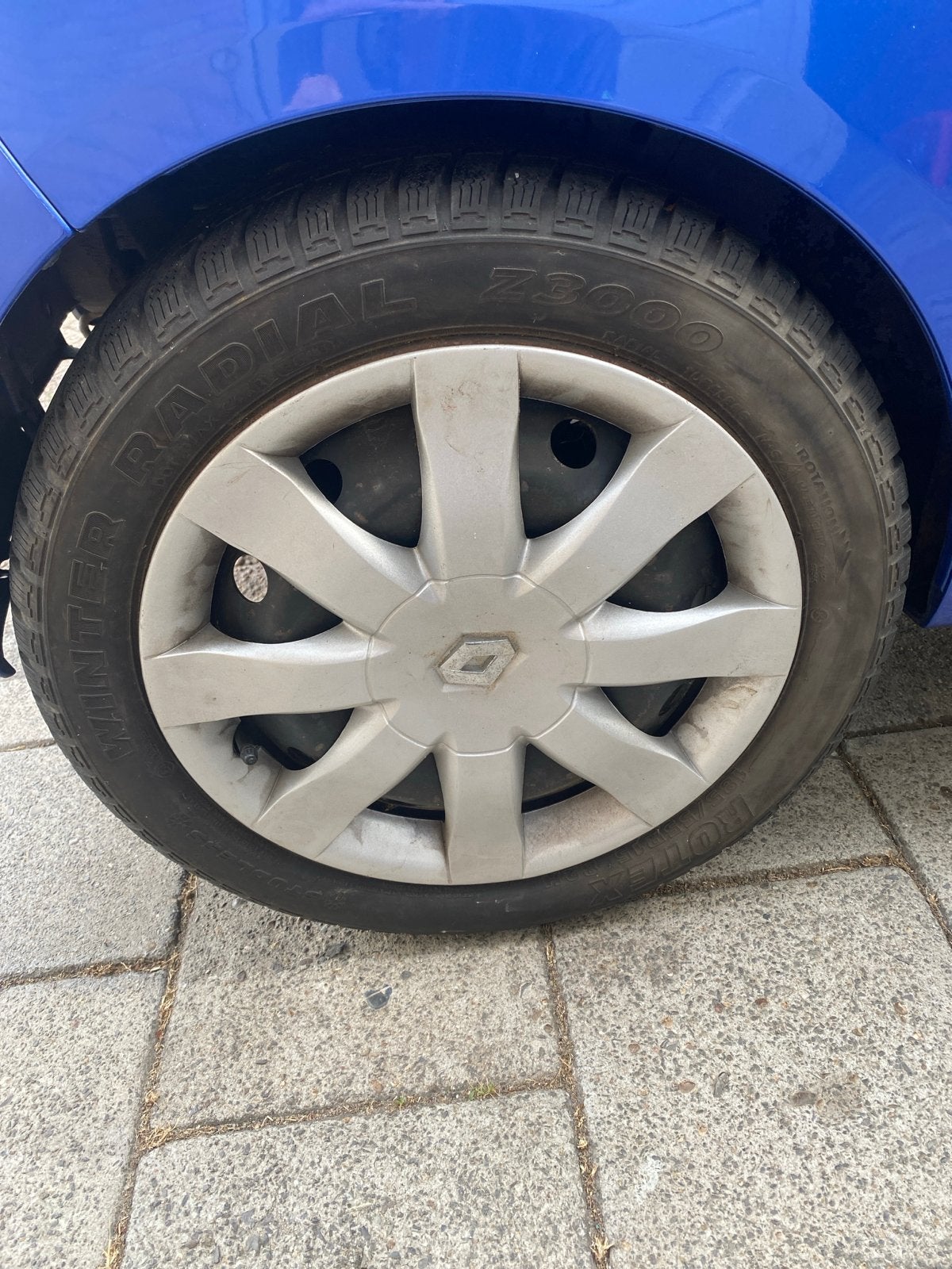 Te koop 4 stuks Renault wieldoppen, Auto diversen, Wieldoppen, Ophalen, Gebruikt