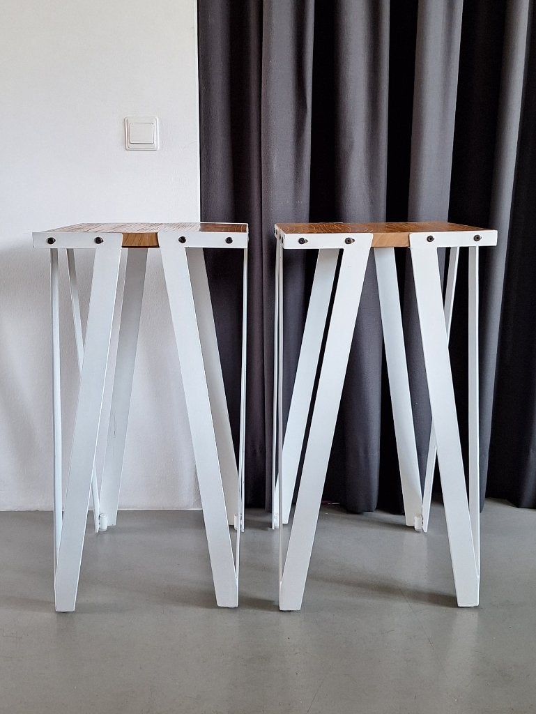 paar Lloyd style design krukken piedestal plantenzuil sokkel, Ophalen, Gebruikt