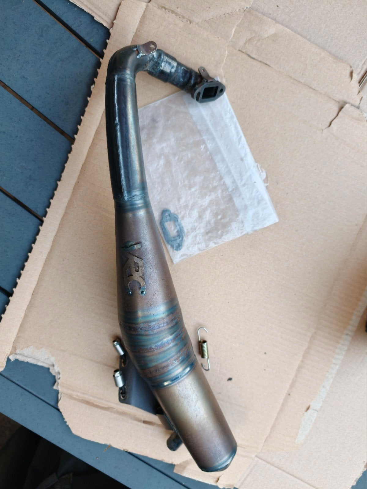 VRC Side Pipe Uitlaat voor Baja 5B HPI Rovan, Benzine, Gebruikt, Ophalen of Verzenden, Onderdeel