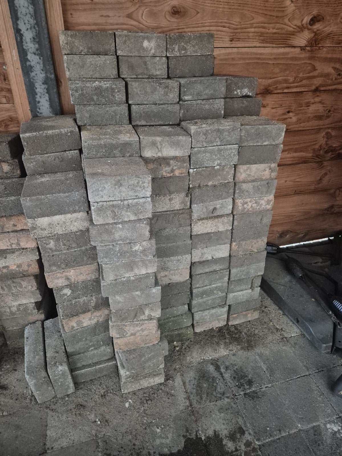 Gratis Stenen 10x10x5, Ophalen, Gebruikt, Beton, Klinkers
