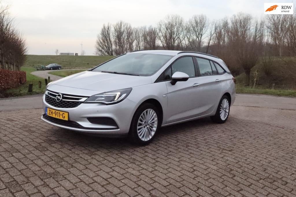 Opel Astra Sports Tourer 1.0 Business Executive, Auto's, Voorwielaandrijving, Stof, Gebruikt, 1178 kg