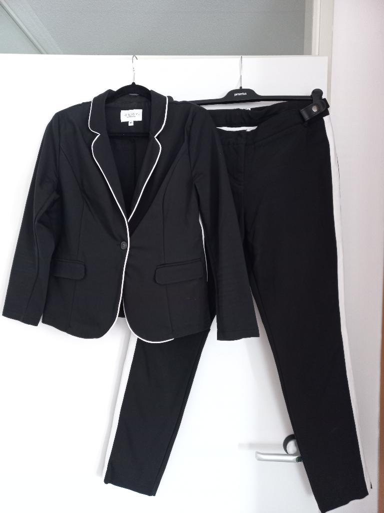 Z.g.a.n. Enjoy blazer mt. 42 en broek mt 44, Kostuum of Pak, Zwart, Maat 42/44 (L), Enjoy