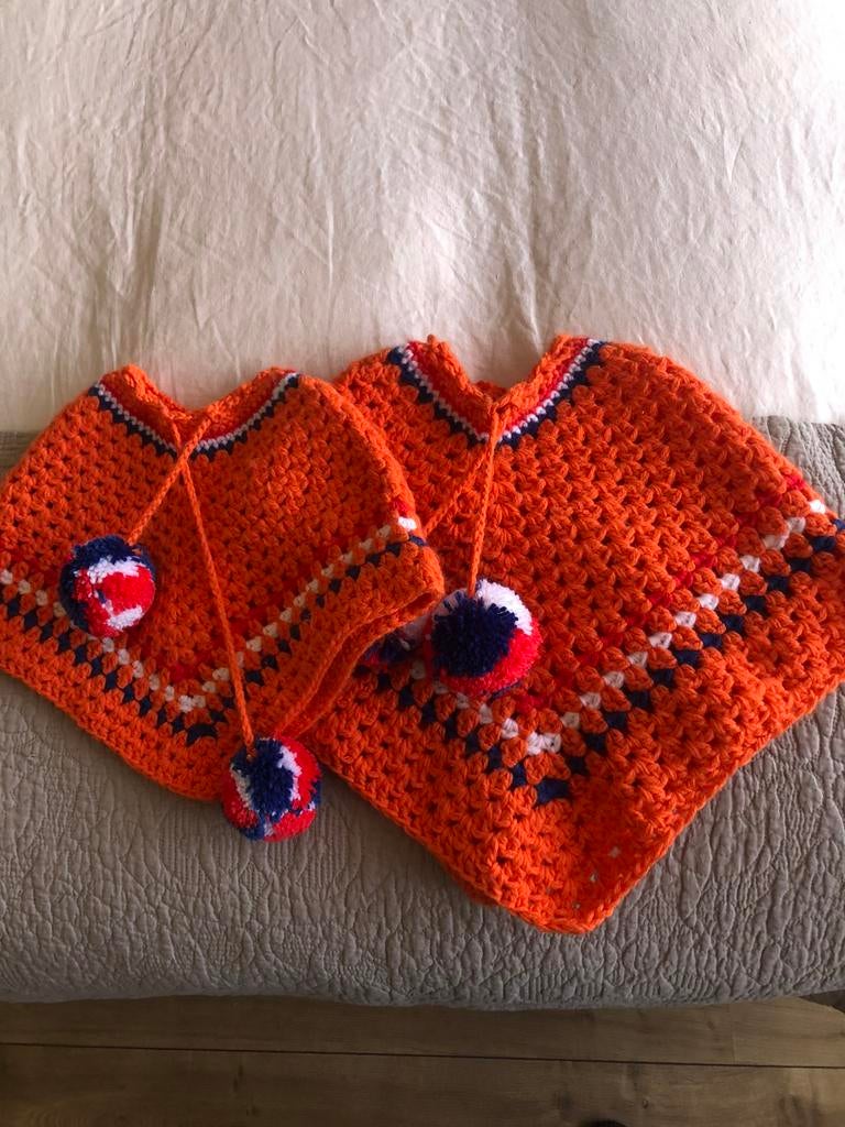 Kinder poncho, Ophalen of Verzenden, Zo goed als nieuw, Jongen of Meisje