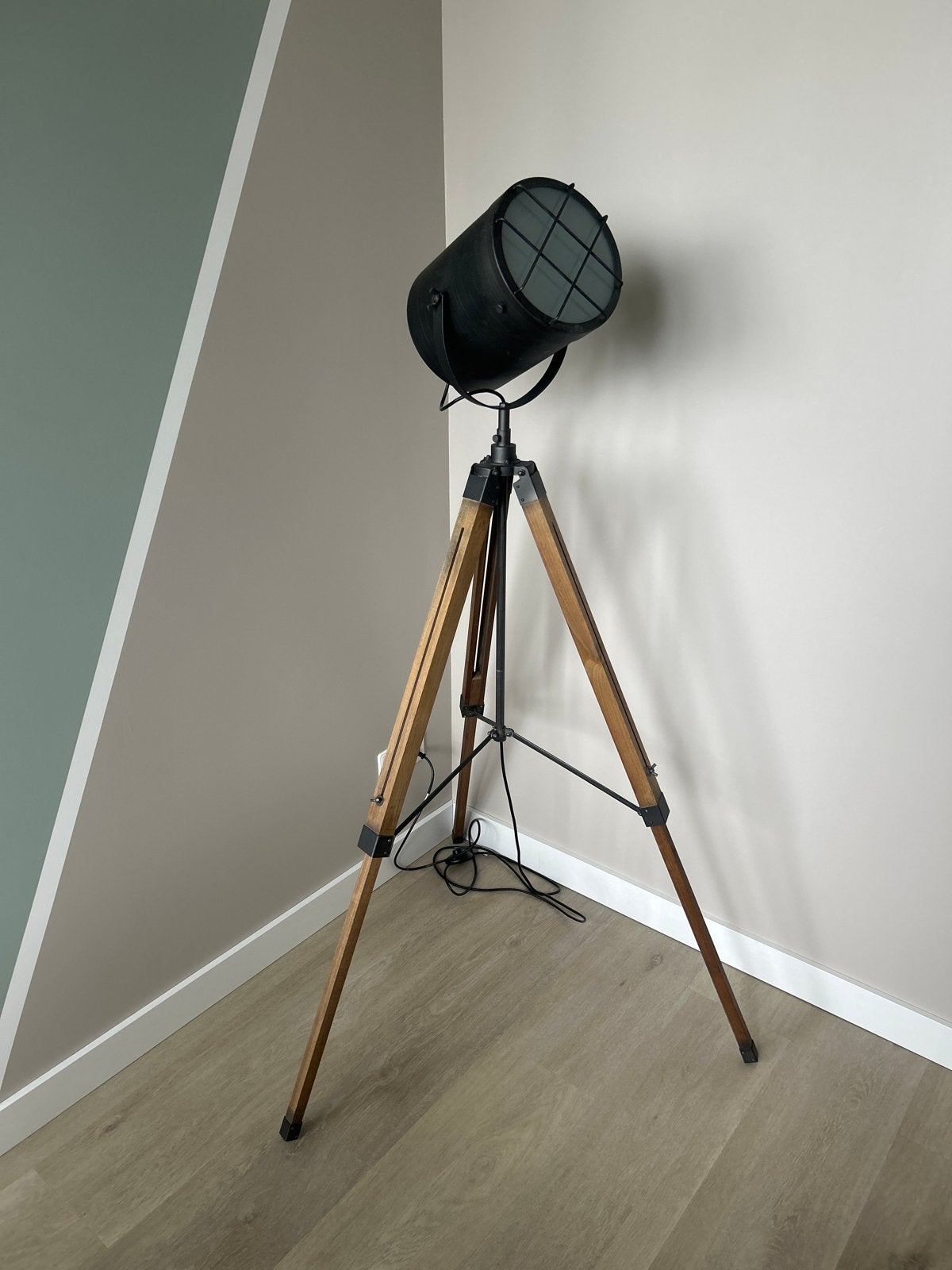 Vintage Staande Lamp Hout en Metaal - Studio Look, Huis en Inrichting, Lampen | Vloerlampen, Ophalen, Gebruikt, 100 tot 150 cm