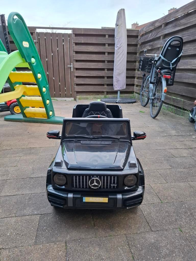 Elektrische Mercedes auto voor kinderen, Kinderen en Baby's, Speelgoed | Buiten | Voertuigen en Loopfietsen, Ophalen