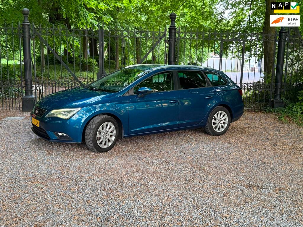 Seat Leon ST 1.2 TSI Style Business Led verlichting Navi Dis, Auto's, Voorwielaandrijving, Stof, Gebruikt, 4 cilinders