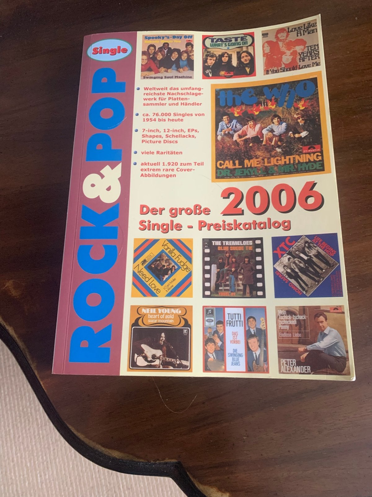 Rock & Pop Prijskatalogus 2006 & 2007 - Singles & LP/CD, Ophalen of Verzenden, Zo goed als nieuw