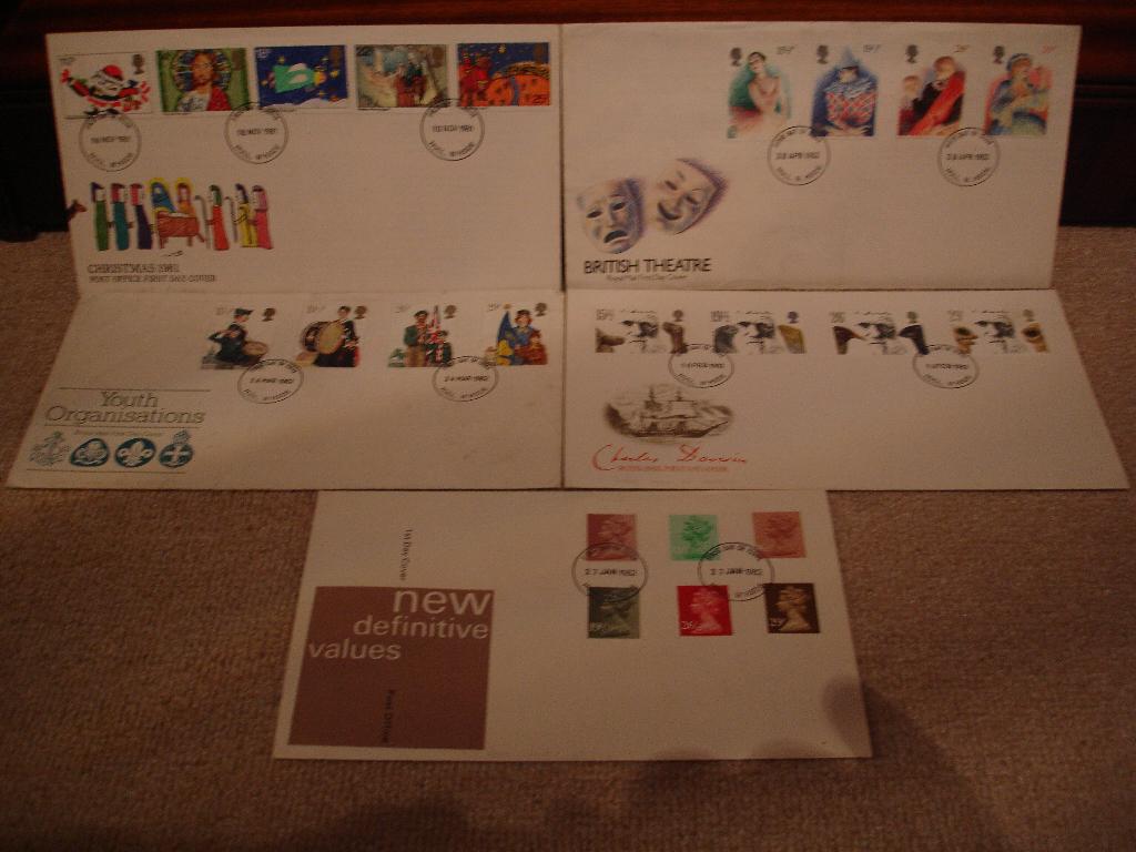 Vijf Engelse Eerste Dag Enveloppen / Five First Day Covers!, Ophalen of Verzenden, Onbeschreven, Europa