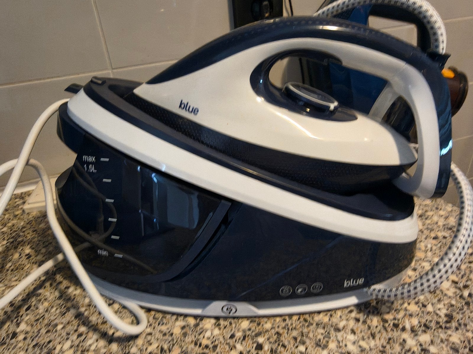 Blue Home Stoomgenerator 1.5L 3100W Strijkijzer, Witgoed en Apparatuur, Ophalen, Zo goed als nieuw, Strijkijzer met snoer