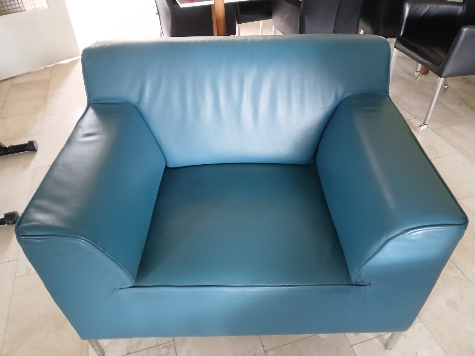loveseat. Petrol kleur leer. Merk: Montel. H83xB110xD90cm, Ophalen, Strak modern tijdloos, Zo goed als nieuw, 100 tot 125 cm