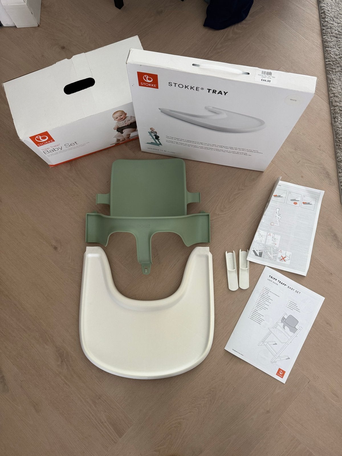 Stokke Tripp Trapp Babyset + Tray + Veiligheidsglidders, Kinderen en Baby's, Kinderstoelen, Ophalen of Verzenden, Gebruikt, Meegroeistoel