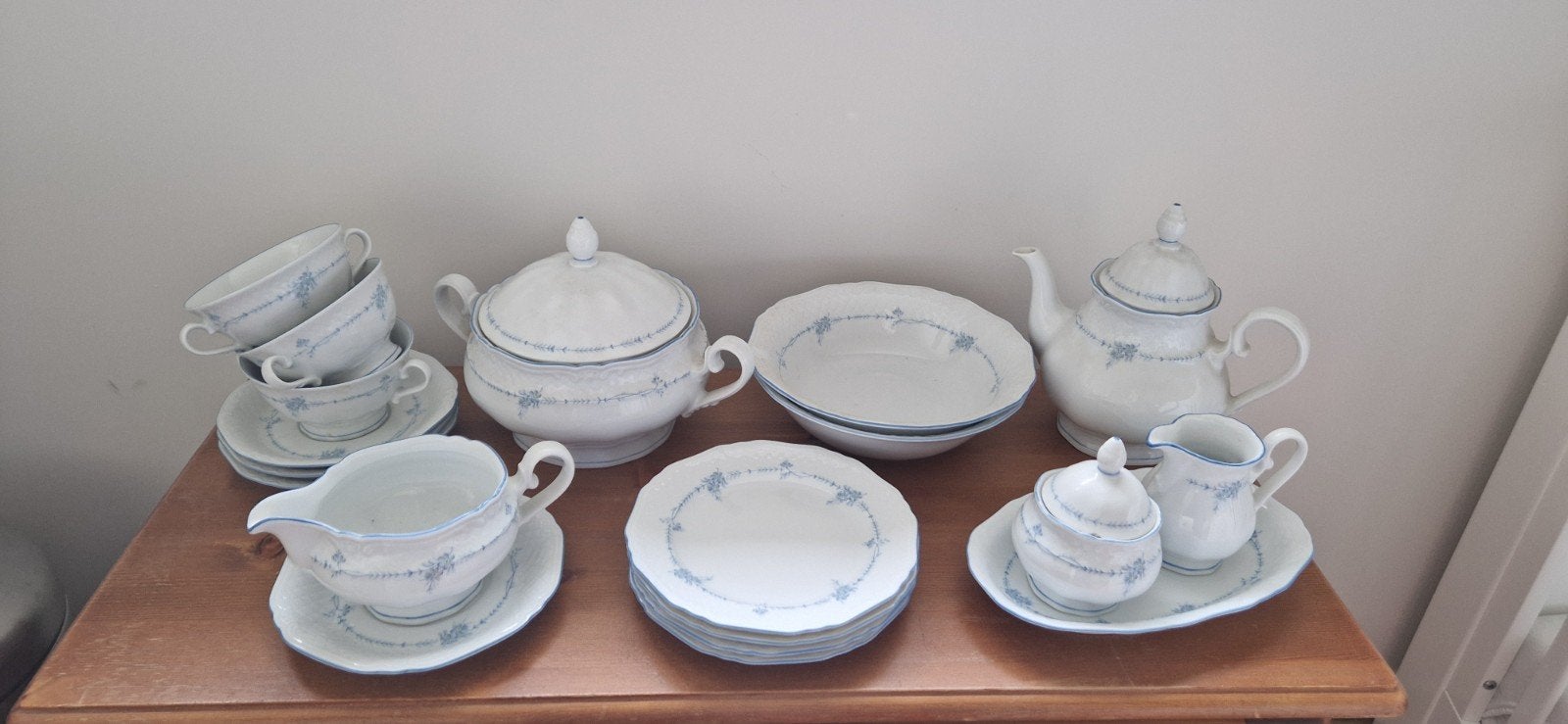 Servies Eschenbach Bavaria-Germany, gekocht in 1984, Huis en Inrichting, Keuken | Servies, Ophalen