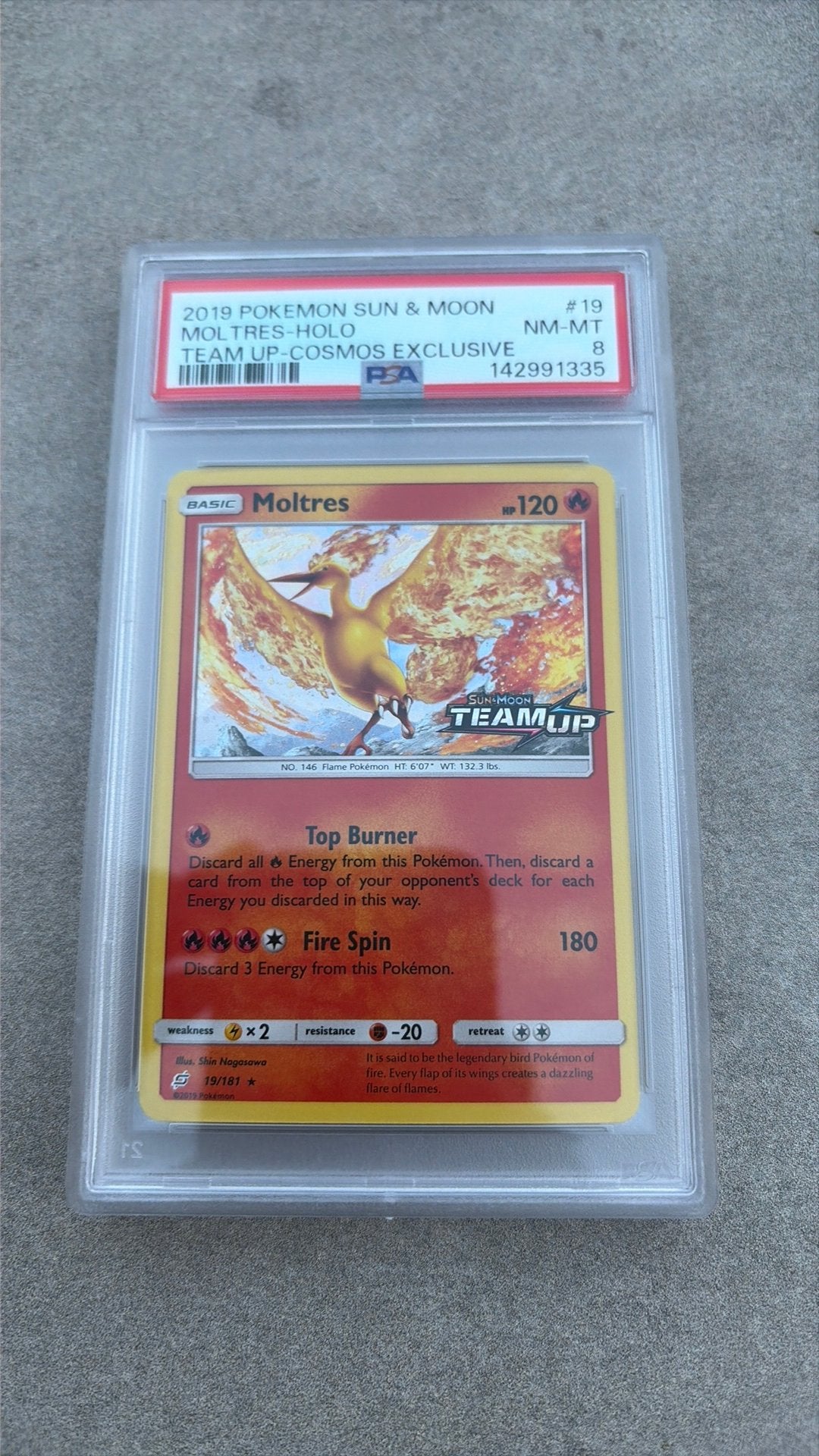 Moltres #19 Team Up PSA 8, Ophalen of Verzenden, Zo goed als nieuw, Meerdere kaarten
