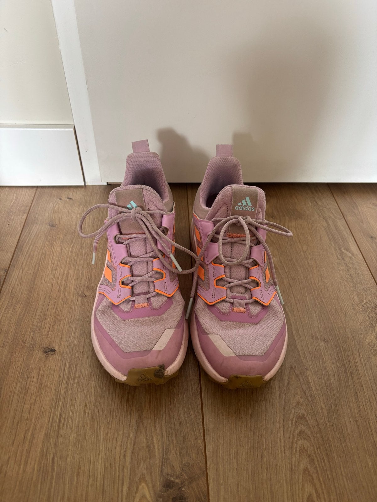 Adidas sneakers - Roze/Oranje - Maat 41 1/3, Ophalen, Gedragen, Roze, Sneakers of Gympen