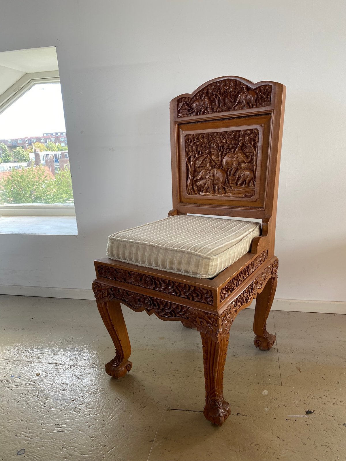 Thaise antieke stoel, Ophalen of Verzenden