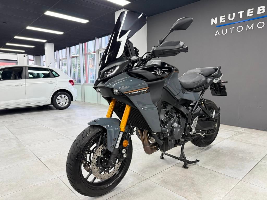 Yamaha Tour Tracer 9 GT+ Power Grey | Akrapovic | Dynamisch, Motoren, Motoren | Yamaha, 890 cc, Bedrijf, Handvatverwarming, Meer dan 35 kW