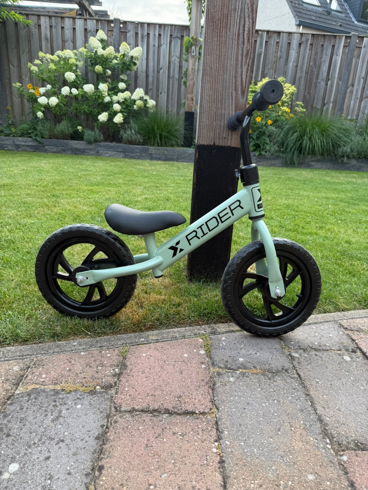 Loopfiets 1 t/m 4 jaar, Ophalen, Zo goed als nieuw, Loopfiets