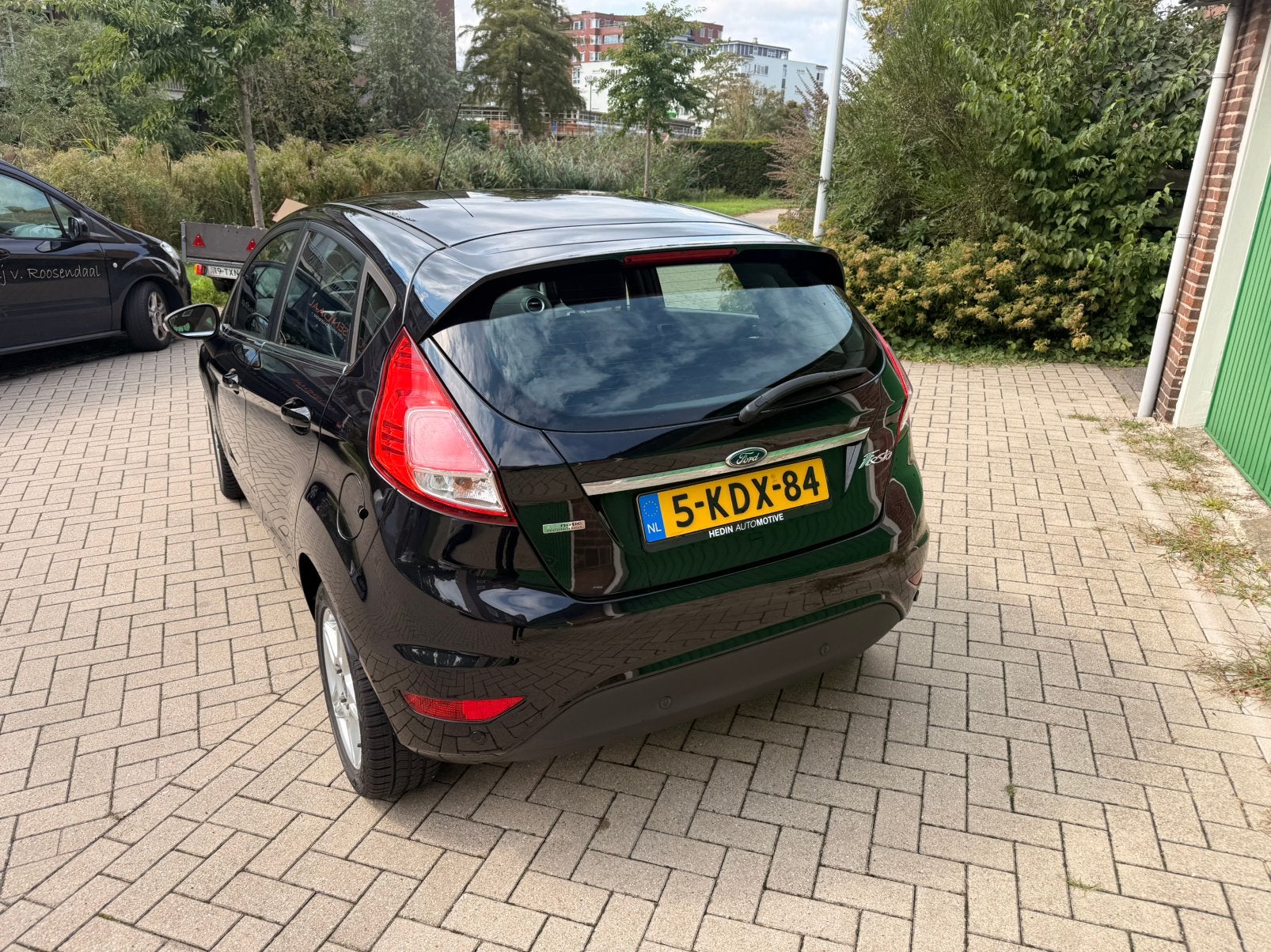 Ford Fiësta 1.0 92KW/125PK 5D 2013 Zwart, Auto's, Voorwielaandrijving, 125 pk, 40 €/maand, Origineel Nederlands