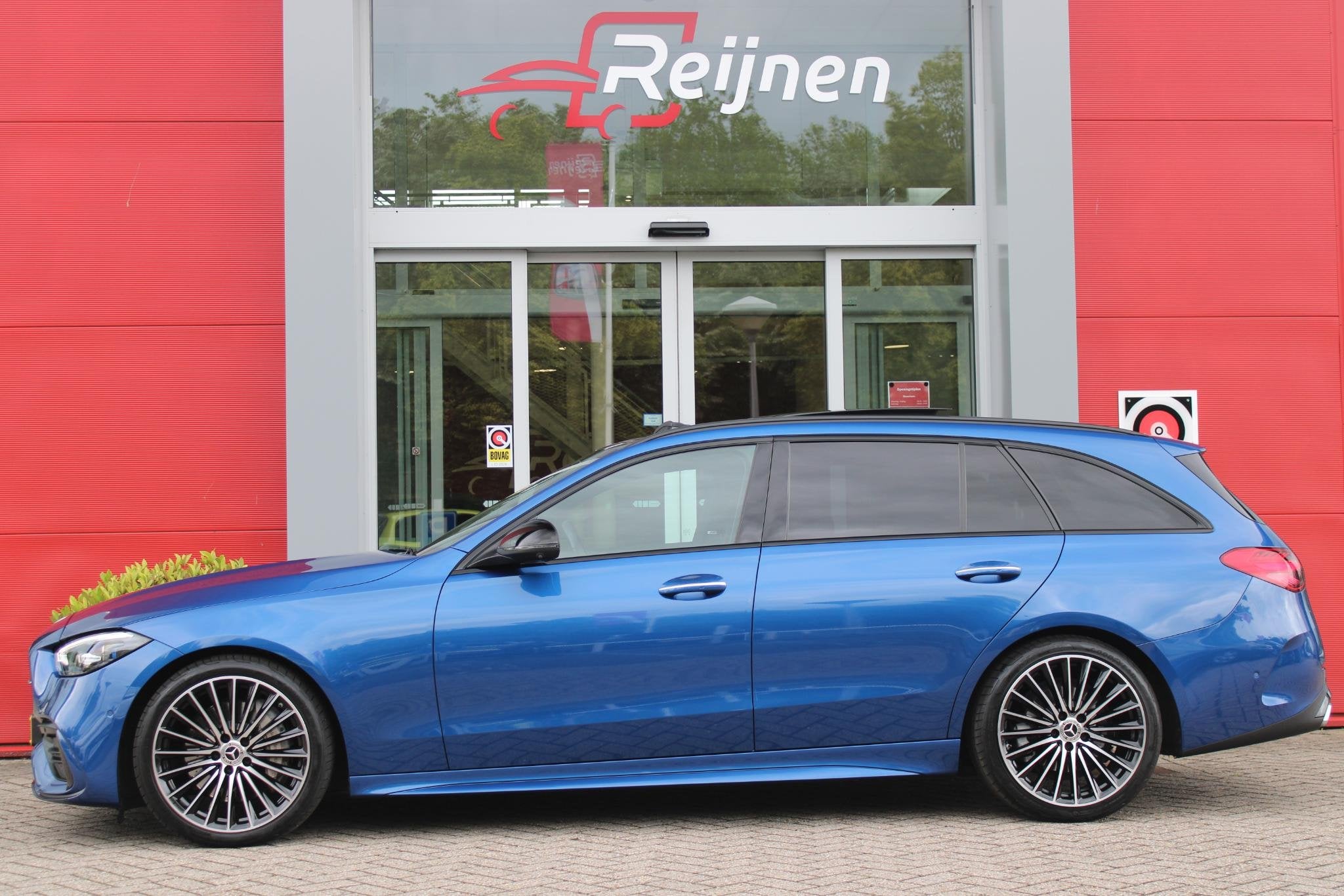 Mercedes-Benz C-klasse Estate 200 218PK Launch Edition AMG L, 4 cilinders, Blauw, 204 pk, 93 €/maand