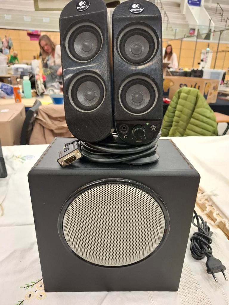 Logitech X-230 2.1 Luidsprekerset met Subwoofer, Computers en Software, Pc speakers, Gebruikt, Audiokanaal 2.1, Ophalen