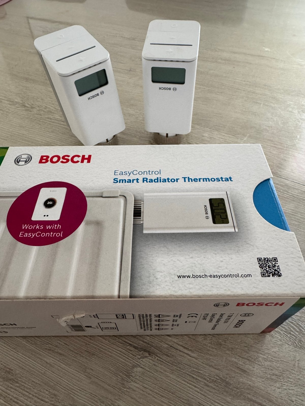 3x Bosch EasyControl Slimme Radiator Thermostaat, Ophalen of Verzenden, Slimme thermostaat, Zo goed als nieuw