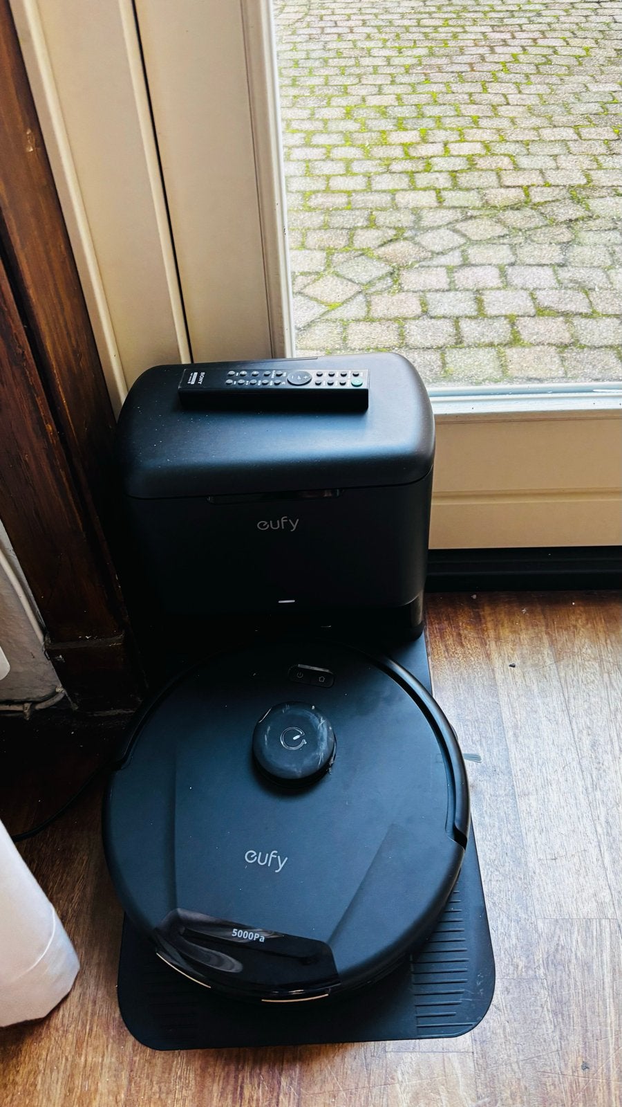 Eufy Robotstofzuiger met zelfreinigend station, Witgoed en Apparatuur, Ophalen, Overige merken, Gebruikt, Automatisch legen
