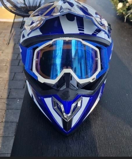 Mooie crosshelm maat XL, Motoren, Kleding | Motorhelmen, Offroadhelm, XL, Nieuw zonder kaartje, Ophalen
