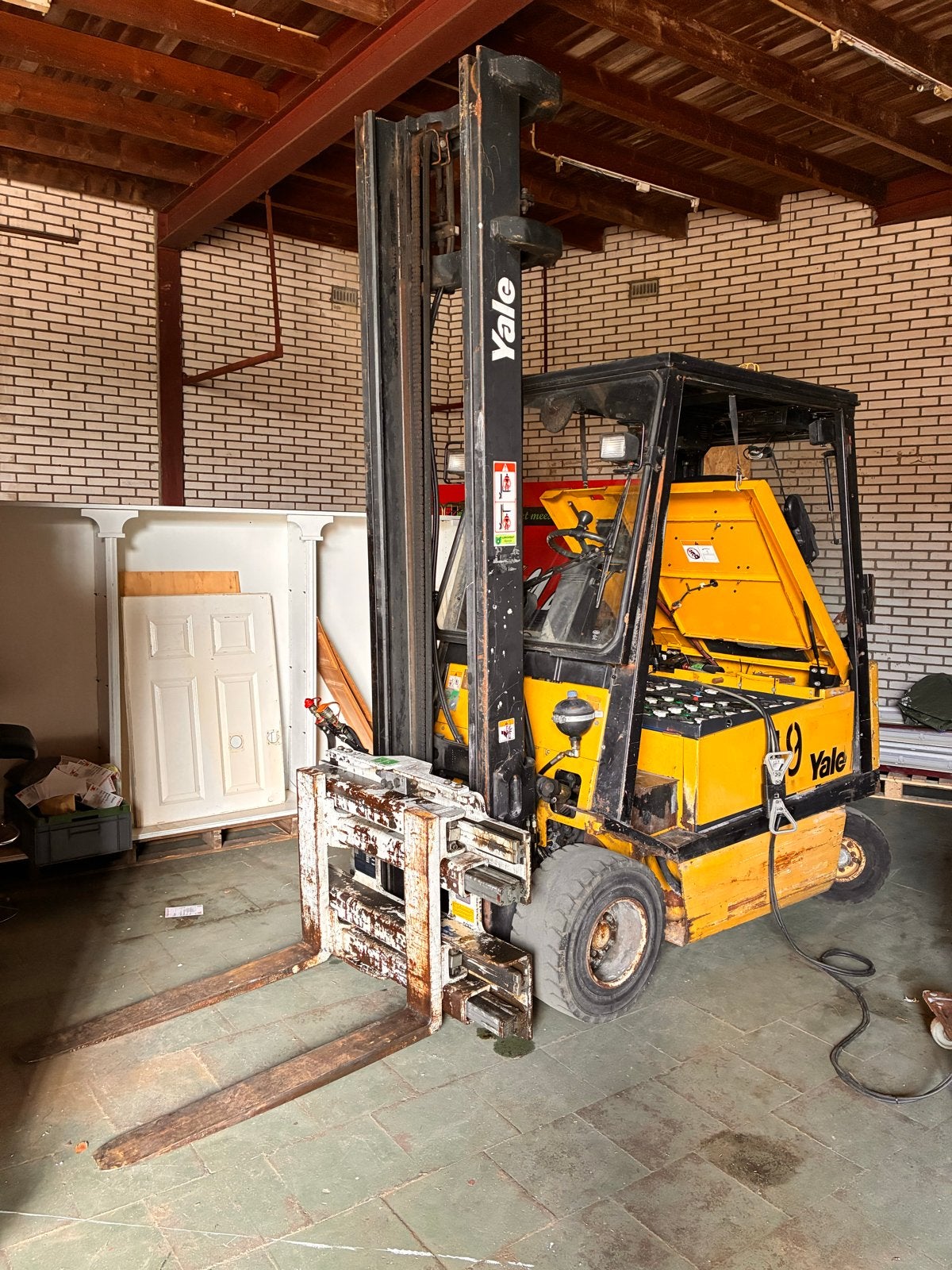 Yale ERP30 elektrische Vorkheftruck - Robuust en Betrouwbaar, 2000 tot 3000 kg, Ophalen, Elektrisch, Heftruck